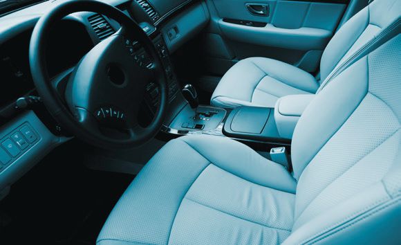 auto innen hellblau